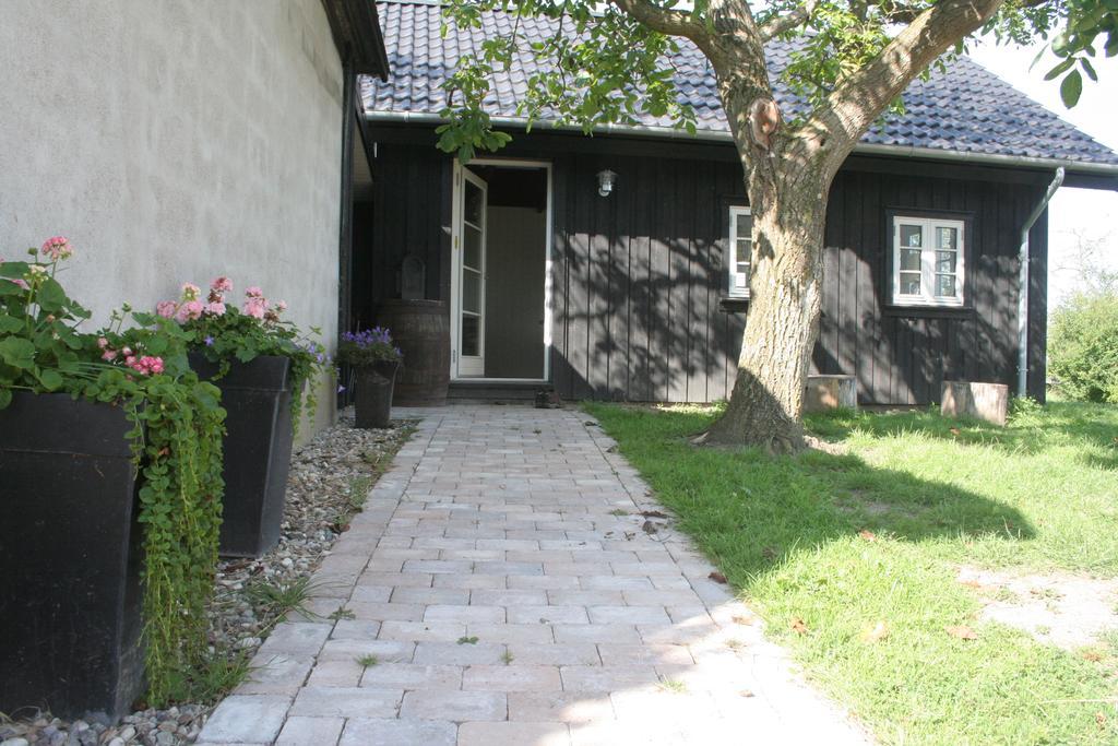 Teglgaarden Bed & Breakfast Vindeby  Экстерьер фото